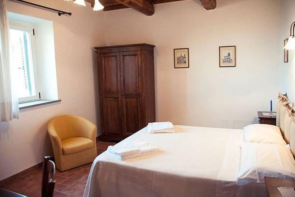 Il Poggio Delle Ginestre Guest House ตอร์จาโน ภายนอก รูปภาพ