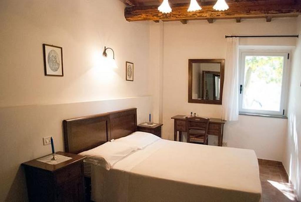Il Poggio Delle Ginestre Guest House ตอร์จาโน ภายนอก รูปภาพ