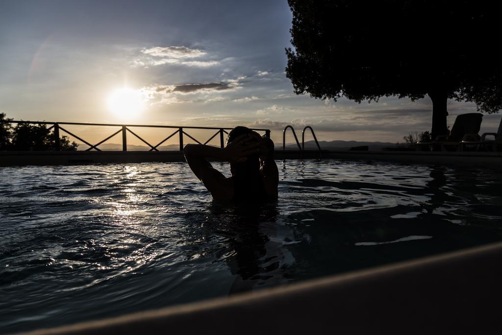 Il Poggio Delle Ginestre Guest House ตอร์จาโน ภายนอก รูปภาพ